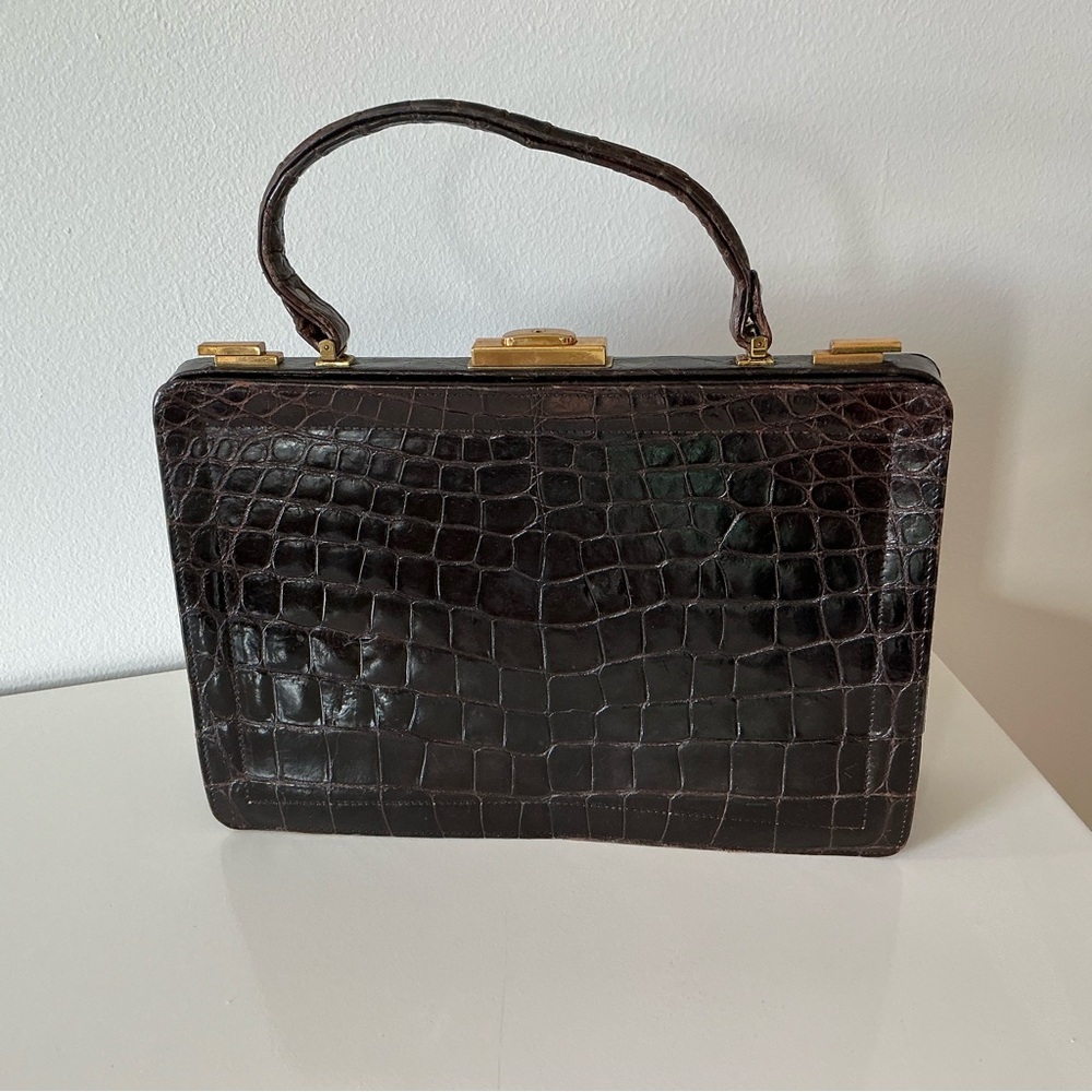 Bon Gout Vintage Crocodile Leather Bag